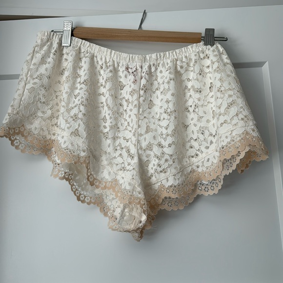 NWT lace PJ shorts - Picture 1 of 3